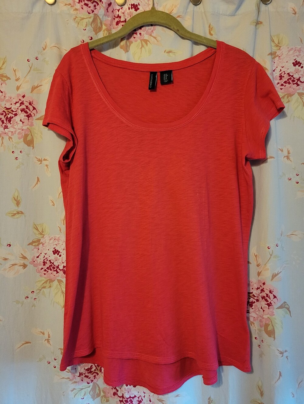 100% Pima Cotton Cynthia Rowley Red Scoop Neck Short Sleeve Tee Size S GUC